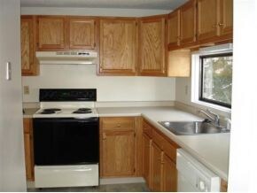 8J High Pine Ave unit 8J, Nashua, NH 03063 - photo 3