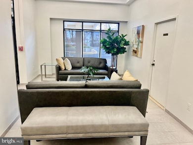 Encore of McLean unit 1104, McLean, VA 22102 - photo 7