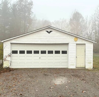 2002 Illinois 15, Fairfield, IL 62837 - photo 3