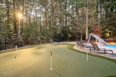 083-1280x960-putting-green-twilight