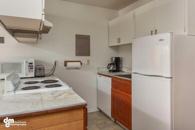 4511 Folker Street 17A-large-007-11-Kitc