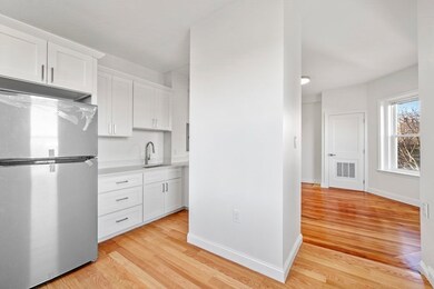 307 Medford St unit 3, Somerville, MA 02143 - photo 2