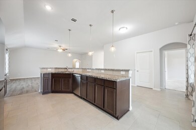 5156 Echo Falls Dr, Alvin, TX 77511 - photo 7