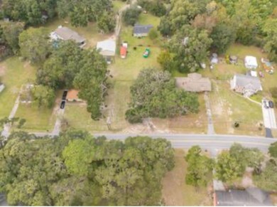 411 Broad River Dr, Beaufort, SC 29906 - photo 2