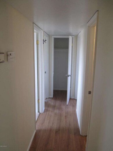 Hallway/Hall Closet