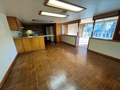 Kitchen/Dining Open Concept