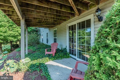 526 Bridgeview Dr, Lemoyne, PA 17043 - photo 5