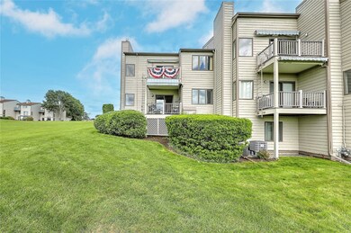 15 Seabreeze Ln, Bristol, RI 02809 - photo 2