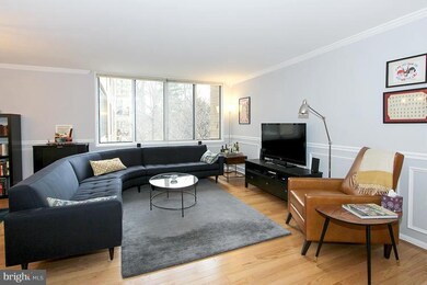 Van Ness East unit 226, Washington, DC 20008 - photo 5