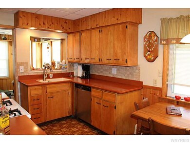 147 Schenck St, North Tonawanda, NY 14120 - photo 6