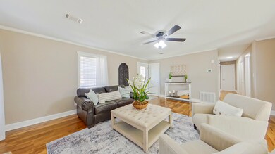 5-Living Room (37)