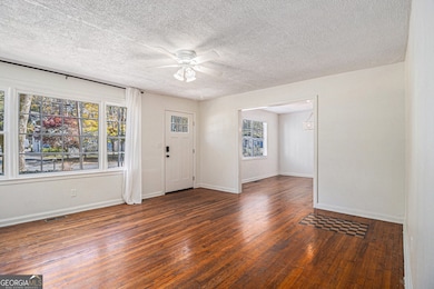 1116 Shepherds Ln NE, Atlanta, GA 30324 - photo 6