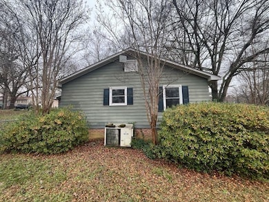 101 Union St, Gaffney, SC 29340 - photo 4