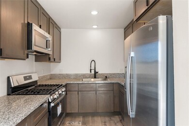 19237 Bryant St unit 16, Northridge, CA 91324 - photo 6