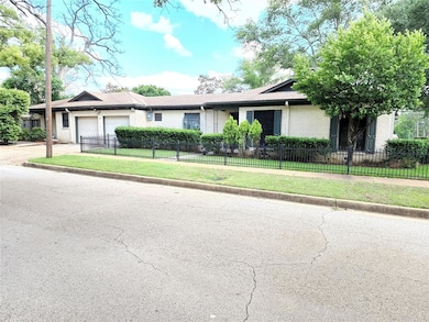 2000 S College Ave, Tyler, TX 75701 - photo 4