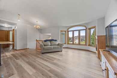 3310 28th Ave S, Fargo, ND 58103 - photo 5