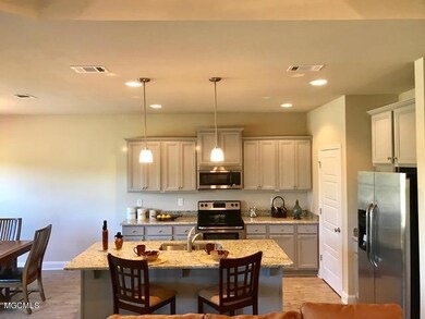 The%20Iris%20-%20Kitchen%205