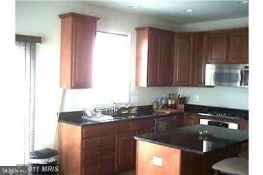 14608 Crossfield Way unit 238A, Woodbridge, VA 22191 - photo 2