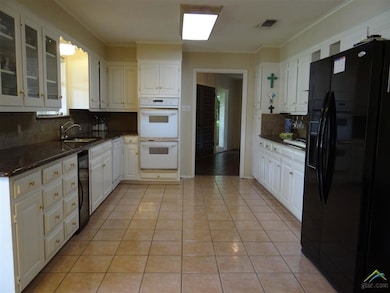 8242 Purdue Dr, Tyler, TX 75703 - photo 2