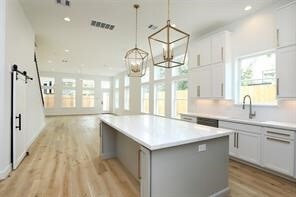 510 E 28th St, Houston, TX 77008 - photo 3