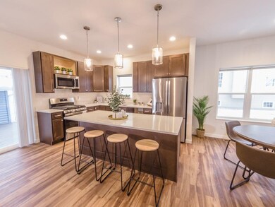 6292 Stone Gate Dr, Fitchburg, WI 53719 - photo 3