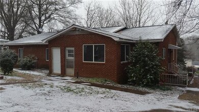 2060 Shelton Ave, Statesville, NC 28677 - photo 2