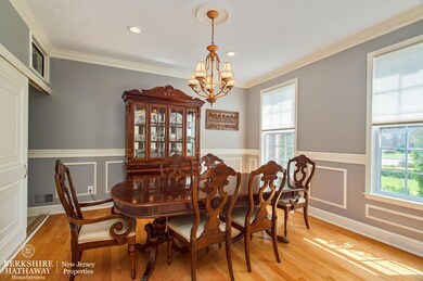 07_520HartshorneCourt_TownePoin_2_Dining