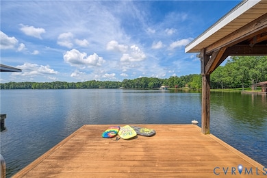 21 Browns Point Ln, Bumpass, VA 23024 - photo 2