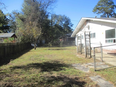 1803 Sylvia St, Arkadelphia, AR 71923 - photo 4