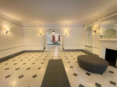 7915 35th Ave unit 3C, Jackson Heights, NY 11372 - photo 2