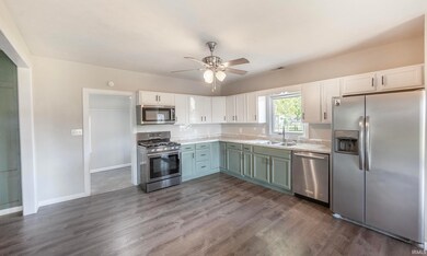 740 1 2 N Main St, Tipton, IN 46072 - photo 6