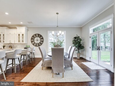 9222 Brian Dr, Vienna, VA 22180 - photo 5