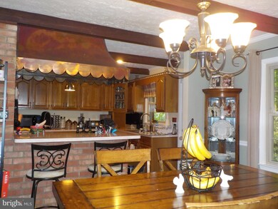 9885 Beech Ln, La Plata, MD 20646 - photo 5