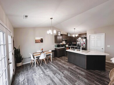 303 W Spruce St, Minneola, KS 67865 - photo 3