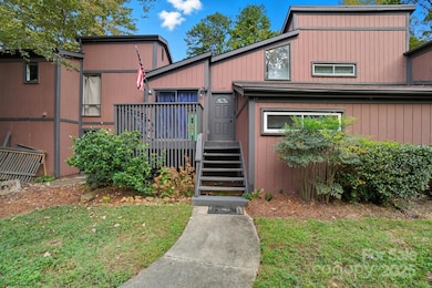 6103 Honeysuckle Ln, Charlotte, NC 28212 - photo 2