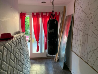 152 Jefferson St, Staten Island, NY 10304 - photo 2