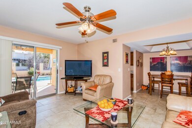 07 Family Room