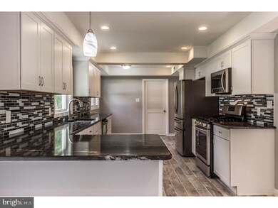 56 Elmwood Ln, Willingboro, NJ 08046 - photo 5