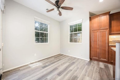 44984 Hawthorn St unit 208, Temecula, CA 92592 - photo 5