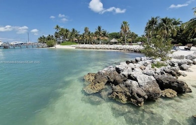 251 2nd St, Key Colony Beach, FL 33051 - photo 2