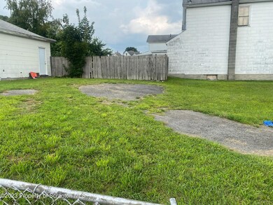 1628 Price St, Scranton, PA 18504 - photo 2