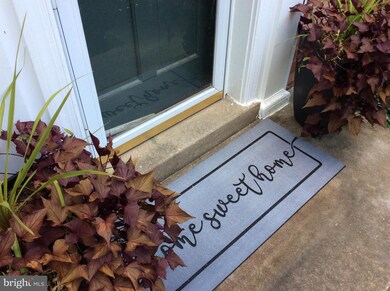 3330 Coryell Ln, Alexandria, VA 22302 - photo 6