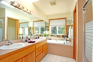 unlisted-address, Mercer Island, WA 98040 - photo 7