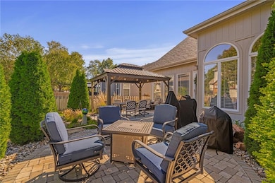 16247 S Avalon St, Olathe, KS 66062 - photo 5