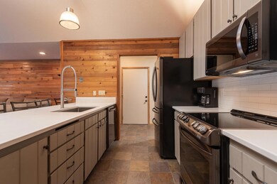 57338 Sequoia Ln, Sunriver, OR 97707 - photo 6