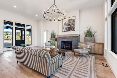 3110 NW Crossing Dr - 003