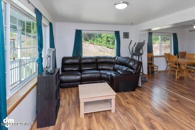 72-Living Room_DMD_6750