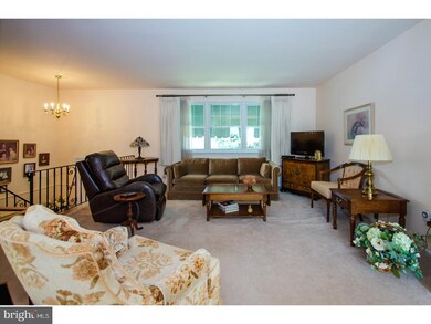 4005 Merrybells Ave, Reading, PA 19605 - photo 3