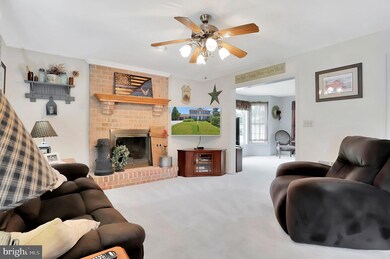 13112 Hepplewhite Cir, Hagerstown, MD 21742 - photo 5