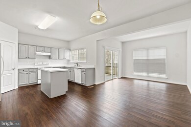 1134 Ring Bill Loop, Upper Marlboro, MD 20774 - photo 7